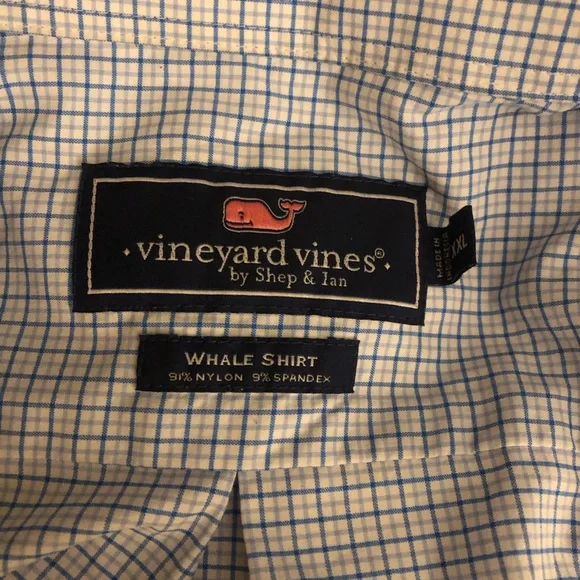 Vineyard Vines Button Down “Whale Shirt” XXL - Picture 3 of 3